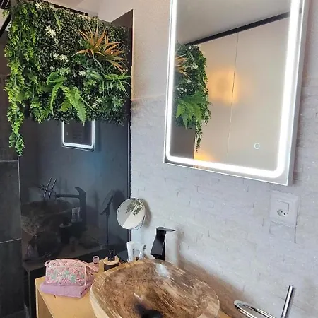 Apartment Chez Claudine Et Charles - *