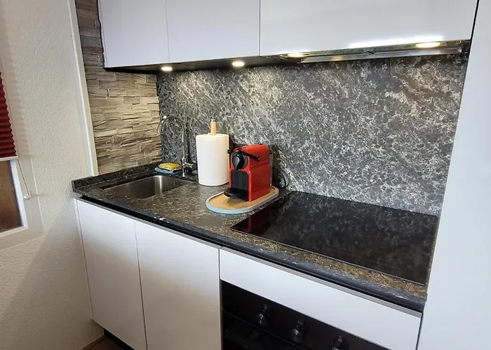 Chez Claudine Et Charles - *