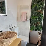 Chez Claudine Et Charles - Apartamento